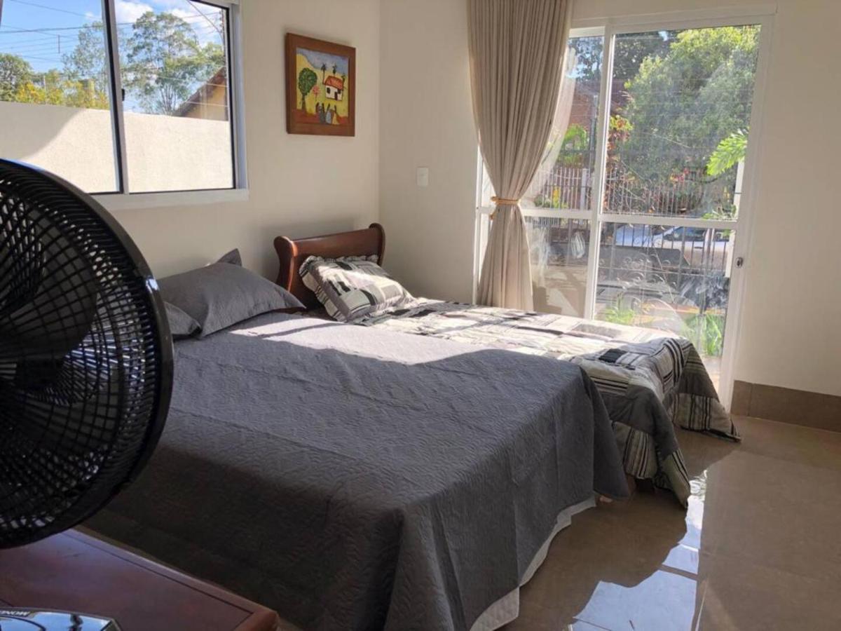 Casa Bela E Confortavel Em Chapada Dos Guimaraes Bagian luar foto