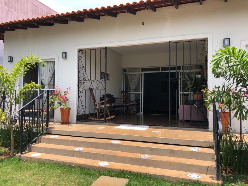 Casa Bela E Confortavel Em Chapada Dos Guimaraes Bagian luar foto